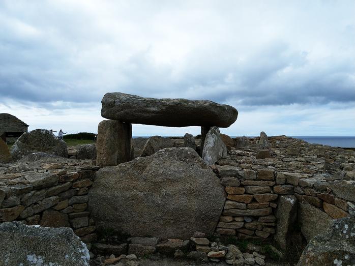 999991 dolmen